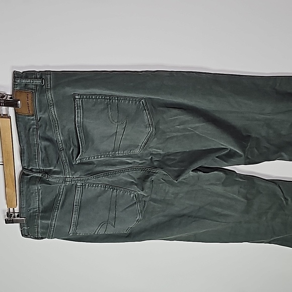 AMERICAN Eagle Green size 16 super high rise flared jeans - Picture 4 of 8